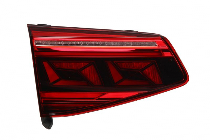 Stop spate Stanga (partea interioara, LED) potrivit VW PASSAT ALLTRACK B8, PASSAT B8 08.14-