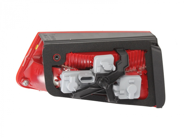 Stop tripla lampa spate dreapta ( interior ) AUDI A6 COMBI 2010-2015 [2]