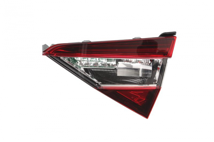 Stop tripla lampa spate dreapta (interior, LED, culoare sticla: rosu transparent) SKODA SUPERB LIFTBACK dupa 2015