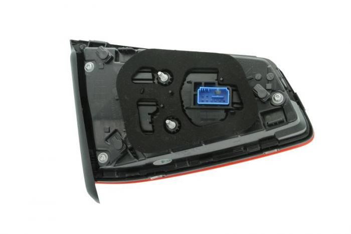 Stop tripla lampa spate dreapta (interior, LED) VW PASSAT COMBI dupa 2014 [2]