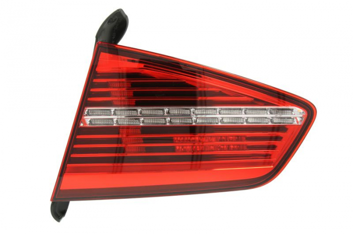 Stop tripla lampa spate dreapta (interior, LED) VW PASSAT LIMUZINA dupa 2014