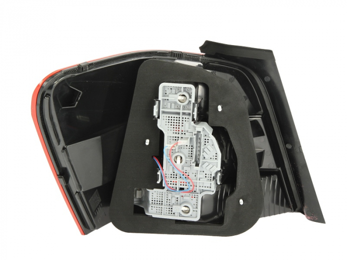 Stop tripla lampa spate dreapta (LED, Semnalizator fumuriu, culoare sticla: rosu) MERCEDES Clasa GLK 2008-2012 [2]