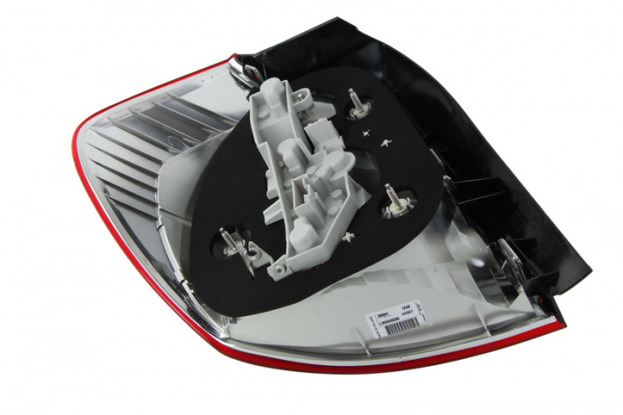 Stop tripla lampa spate dreapta (Semnalizator alb, culoare sticla: rosu) BMW Seria 1 2007-2011 [2]
