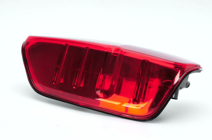 Stop tripla lampa spate dreapta (Semnalizator alb, culoare sticla: rosu) NISSAN NAVARA PICK-UP/PLATFORMA/SASIU 2005-2007 [2]