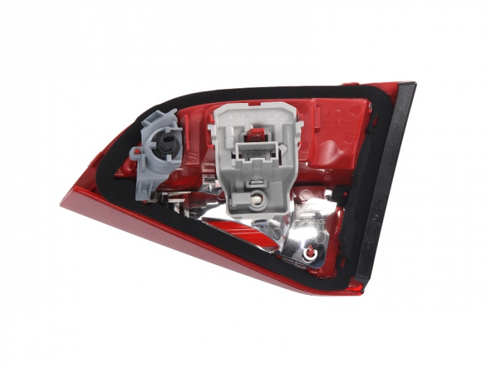 Stop tripla lampa spate stanga (interior, Semnalizator rosu, culoare sticla: rosu) AUDI A4 COMBI 2007-2011 [2]