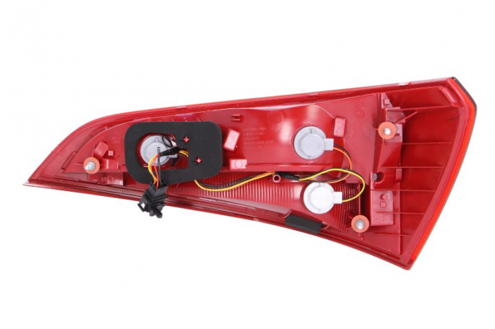 Stop tripla lampa spate stanga (Semnalizator alb, culoare sticla fumuriu) AUDI Q5 OFF-ROAD 2008-2012 [2]