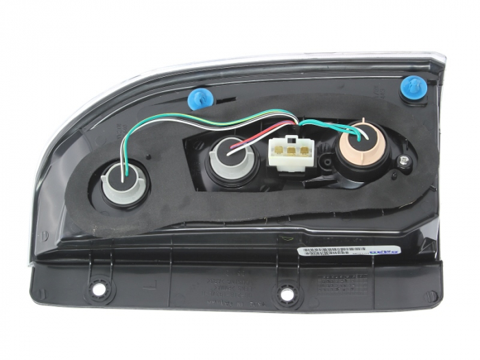 Stop tripla lampa spate stanga (Semnalizator alb, culoare sticla: rosu) SUZUKI GRAND VITARA 1998-2005 [2]