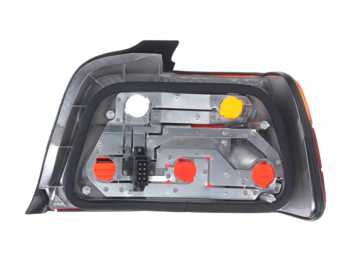 Stop tripla lampa spate stanga (Semnalizator portocaliu, culoare sticla: rosu) BMW Seria 3 LIMUZINA/COMBI 1990-1993 [2]