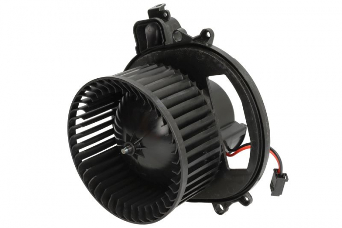 Ventilator habitaclu potrivit BMW 1 (F20), 1 (F21), 2 (F22, F87), 2 (F23), 3 (F30, F80), 3 (F31), 3 GRAN TURISMO (F34), 4 (F32, F82), 4 (F33, F83), 4 GRAN COUPE (F36) 1.5-3.0H 07.11-