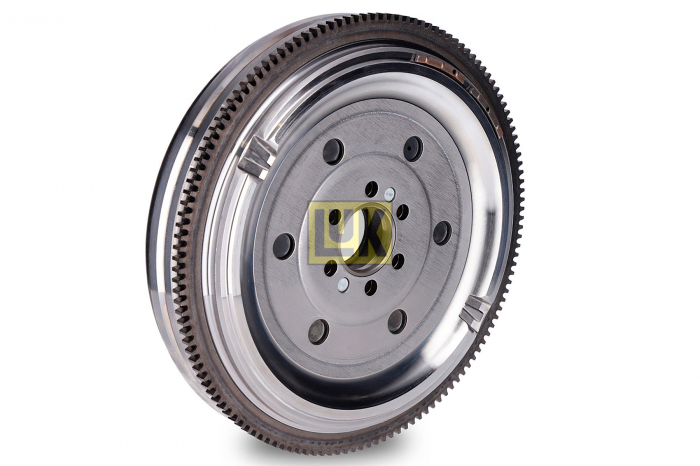 Volanta (228mm, fara kit de suruburi; fara placa de reglare a frictiunii; fara rulment de ghidare) potrivit AUDI A4 B5, A6 C4, A6 C5, CABRIOLET B3 1.6/1.8 11.94-01.05 [4]