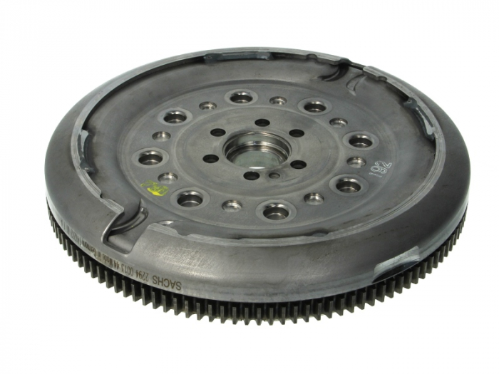 Volanta (228mm) potrivit AUDI A1; SEAT IBIZA IV, IBIZA IV SC, IBIZA IV ST; VW POLO V 1.6D 05.09-08.15 [2]
