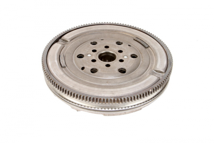 Volanta (230mm, fara kit de suruburi; fara placa de reglare a frictiunii; fara rulment de ghidare) potrivit OPEL ASTRA H, ASTRA H GTC, ZAFIRA B 2.0 03.04-12.10