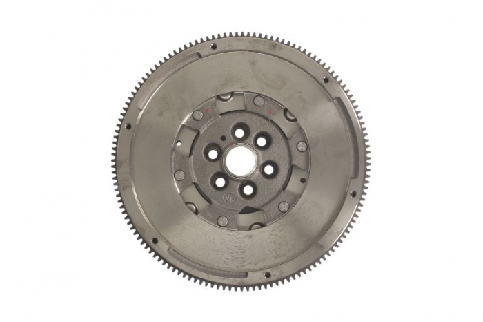 Volanta (240mm, fara kit de suruburi; fara placa de reglare a frictiunii; fara rulment de ghidare) potrivit VW TIGUAN 2.0D 09.07-07.18