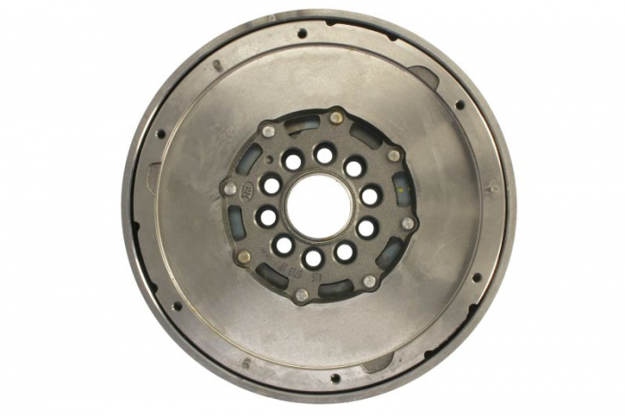 Volanta (240mm) potrivit VOLVO S60 II, S80 II, V60 I, V70 III, XC60 I, XC70 II 2.4D 08.07-02.17