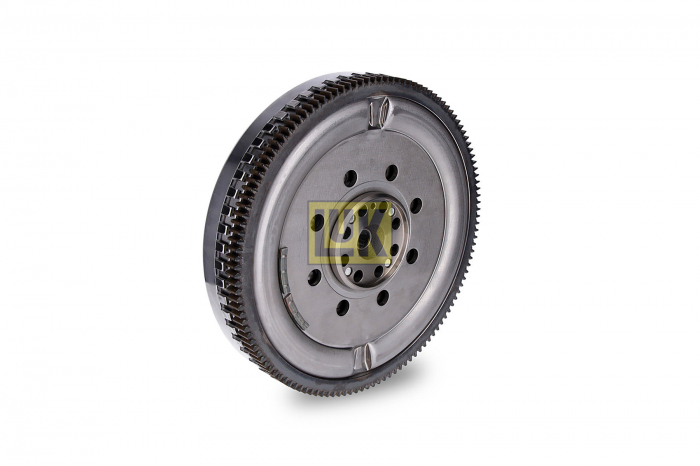 Volanta potrivita HYUNDAI TERRACAN 2.9D 2001-2006 (250mm, cu placa de reglare a frecarii; cu rulment de ghidare; fara kit de suruburi) [4]