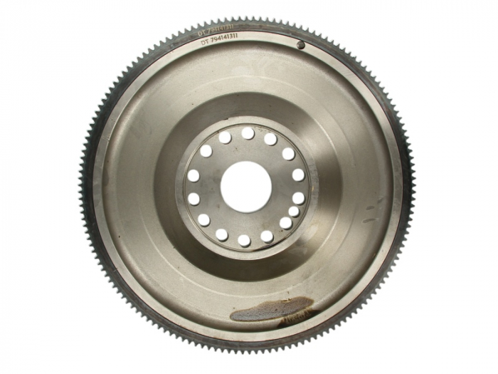 Volanta 450 485 492mm potrivit RVI C, K, MAGNUM, T; VOLVO 8700, 9700, 9900, B12, FH, FH II, FH12, FH16, FH16 II, FL12, FM, FM II, FM12, FMX, FMX II 01.92-