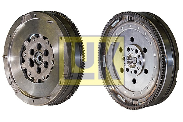 Volanta (cu rulment de ghidare) potrivit BMW 1 (F20), 1 (F21), 2 (F22, F87), 2 (F23), 3 (F30, F80), 3 (F31), 3 GRAN TURISMO (F34), 4 (F32, F82), 4 (F33 1.6 2.0 10.10-06.21