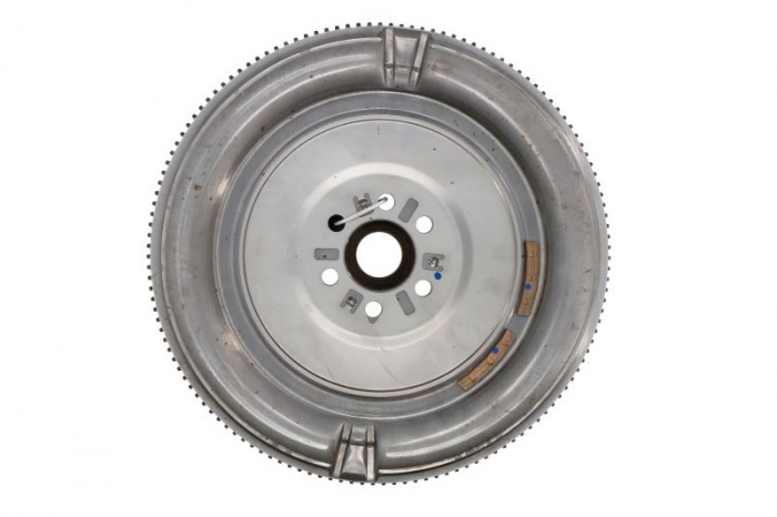 Volanta masa dubla (fara set suruburi; fara rulment presiune; cu disc ambreiaj) AUDI A3, TT; SEAT LEON, TOLEDO II; VW BORA, GOLF IV BEETLE 1.8 intre 1996-2006 [5]