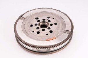 Volanta masa dubla (fara set suruburi; fara rulment presiune; fara placa ) SAAB 9-5 3.0D intre 2001-2009 [2]