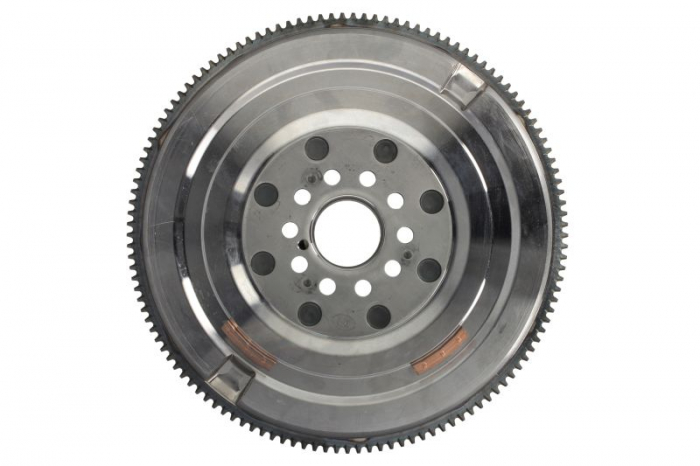 Volanta potrivit VOLVO V40 2.0D 02.15-08.19 [2]