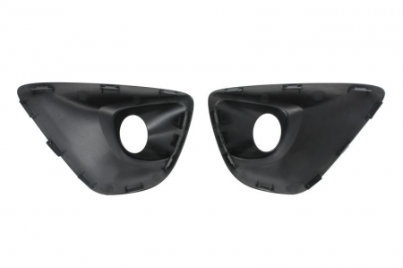 Acoperire bara fata Dreapta/Stanga (set, cu gauri pentru lampa de ceata, plastic, negru) potrivit OPEL VIVARO B 06.14-12.19 06.14- [1]