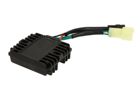 Produse iarna - Aparat incarcat baterii auto