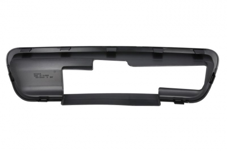 Bara protectie  (cu orificiu pentru bara de remorcare, plastic) potrivit DODGE DURANGO III 01.11-12.17 [1]