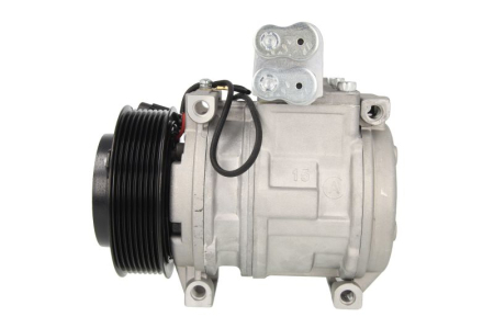 Compresor clima Ac - Compresor climatizare 12V (R134a) potrivit JOHN DEERE 100, 110, 200, 210, 300, 310, 315, 320, 3200 A, 3200 AX, 3400 A, 3400 AX, 400, 420, 510, 520, 5070M 2WD, 5070M 4WD, 5080R, 5080RN