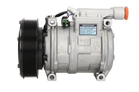 Compresor clima Ac - Compresor climatizare 24V (R134a) potrivit JOHN DEERE 300D, 310D, 315D, 410D, 4700, 510D, 5210, 5220, 5310, 5320, 5320N, 5410, 5420, 5420N, 5510, 5520, 5520N, 6100, 6200, 6300, 6400