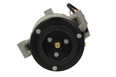 Compresor climatizare potrivit BMW 1 (E81), 1 (E82), 1 (E87), 1 (E88), 3 (E90), 3 (E91), 3 (E92), 3 (E93) 1.6/2.0 09.05-12.13 [1]