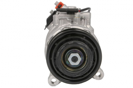 Compresor climatizare potrivit BMW 1 (F20), 1 (F21), 3 (F30, F80), 3 (F31), 3 GRAN AutoturismO (F34), 4 (F32, F82), 4 (F33, F83), 4 GRAN COUPE (F36), X3 (F25), X4 (F26) 1.6-3.0D dupa 2010 [1]
