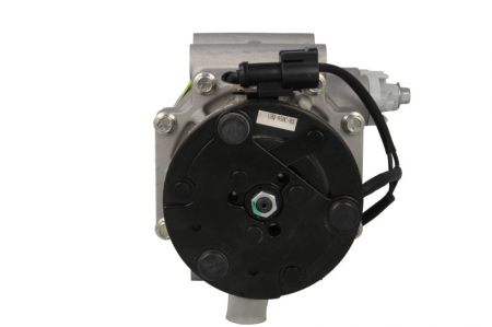 Compresor climatizare potrivit FORD COUGAR, FIESTA IV, FIESTA V, FIESTA/HATCHBACK, FIESTA/MINIVAN, FUSION, KA, MONDEO II, TRANSIT, TRANSIT TOURNEO 1.25-2.0D 1996-2012 [1]