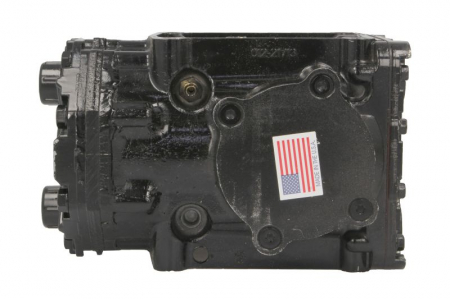 Compresor climatizare (R134a) potrivit CASE IH 1086, 1420, 1440, 1460, 1470 TRACTION KING, 1480, 1486, 1586, 3088, 3288, 3388, 3488, 3588, 3688, 3788, 786, 886, 986; NEW HOLLAND 2115, 4400, 8030 [1]