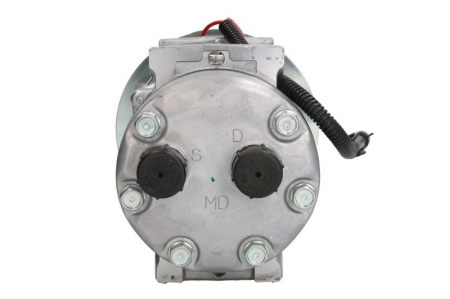 Compresor climatizare (R134a) potrivit CASE IH 235, 260, 290, 315, 340, 370; NEW HOLLAND T8.300, T8.330, T8.360, T8.390, T8.420 [2]