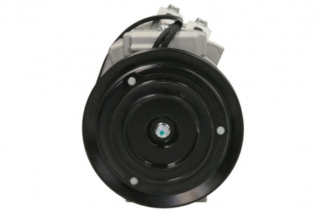 Compresor climatizare (R134a) potrivit FENDT 1 D FARMER, 1 E FARMER, 1 Z FARMER, 2 D FARMER, 2 D FARMER (FW 228), 2 DE FARMER, 2 S FARMER, 2 SA FARMER, 3 S FARMER, 3 SA FARMER, 4 S FARMER [1]