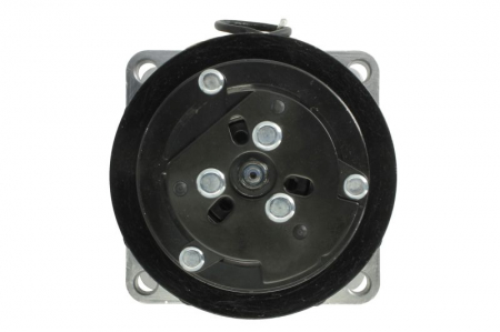 Compresor climatizare (R134a) potrivit FIAT 1.8 i.e. (159.AM), 1.8 i.e. (159.AN); DAF FAG 2300 DHTD,FAG 2305 DHTD; IVECO 50-9, 50-9 H, 50-9 V; MERCEDES 4135 K; RVI G 200.18; VOLVO F 7 [1]