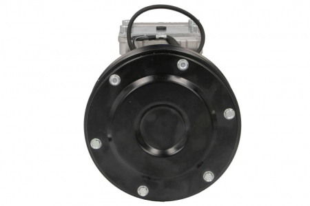 Compresor climatizare (R134a) potrivit JOHN DEERE 100, 110, 200, 210, 250, 300, 300D, 310, 310D, 315D, 320, 330, 350, 430, 400, 410D, 420, 450, 4700, 500, 510, 510D, 520, 530, 575, 5210, 5220 [1]