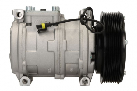 Compresor climatizare (R134a) potrivit JOHN DEERE 5210, 5310, 5410, 5510, 6100, 6200, 6300, 6400, 6403, 6506, 6600, 6603, 6800, 6900, 7600, 7610, 7700, 7710, 7720, 7800, 7810, 7820, 7830, 7920 [3]