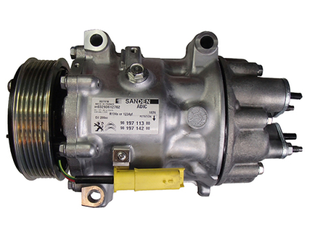 Compresor clima Ac - Compresor climatizare (reconditionat) potrivit CITROEN C8, JUMPY II; FIAT SCUDO; PEUGEOT 807, EXPERT, EXPERT TEPEE; TOYOTA PROACE 2.0D dupa 2006