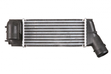 Compresor intercooler potrivit AUDI A4 B5; CITROEN C4, C4 GRAND PICASSO I, C4 I, C4 PICASSO I; PEUGEOT 307, 308, 308 I, 308 I/KOMBI 1.6/2.0D 11.94-12.14 [0]