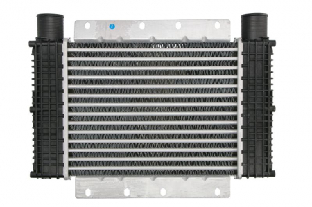 Compresor intercooler potrivit CASE IH JX100, JX110, JX70, JX75, JX80, JX90, 80 2WD, 80 4WD, 90 2WD, 90 4WD; NEW HOLLAND TD5.100, TD5.110, TD5.65, TD5.75 2WD, TD5.75 4WD, TD5.80 2WD, TD5.80 4WD [1]