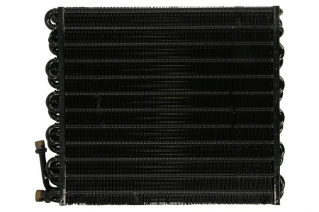 Condensator climatizare 318x305x38 potrivit LANDINI REX / REX ORCHARD / REX VINEYARD 11.03- [1]