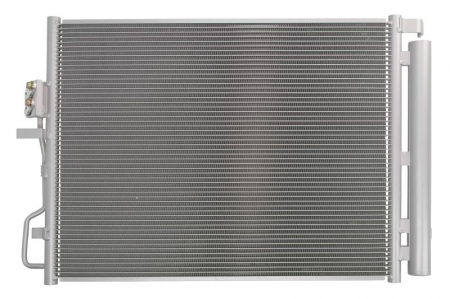 Piese Auto - Condensator climatizare (cu uscator, element aditional) potrivit HYUNDAI TUCSON, TUCSON/SUV; KIA SPORTAGE IV 1.6-2.0DH 06.15-