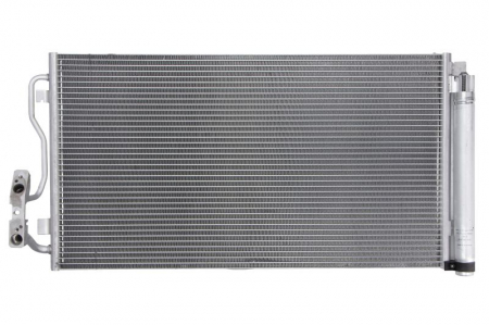 Condensator climatizare (cu uscator) potrivit BMW 1 (F20), 1 (F21), 2 (F22, F87), 2 (F23), 3 (F30, F80), 3 (F31), 3 GRAN TURISMO (F34), 4 (F32, F82), 4 (F33, F83), 4 GRAN COUPE (F36) 0.65H-Electric 07 [0]