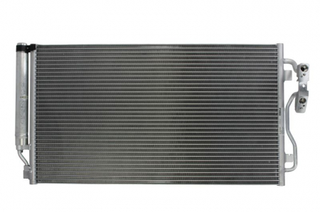 Condensatoare - Condensator climatizare potrivit BMW 1 (F20), 1 (F21), 2 (F22, F87), 3 (F30, F80), 3 (F31), 3 GRAN TURISMO (F34), 4 (F32, F82), 4 (F33, F83) 3.0 2011-2021 - (cu uscator)