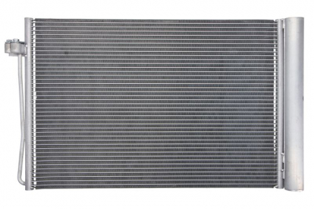 Piese Auto - Condensator climatizare (cu uscator) potrivit BMW 5 (E60), 5 (E61), 6 (E63), 6 (E64), 7 (E65, E66, E67) 2.0-6.0 07.01-12.10
