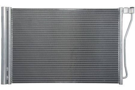 Condensator climatizare (cu uscator) potrivit BMW 5 (F10), 6 (F12), 6 (F13), 6 GRAN COUPE (F06) 4.4 09.11-10.18 [1]
