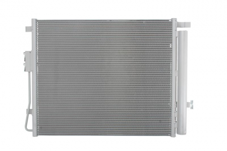 Condensatoare - Condensator climatizare potrivit HYUNDAI GRAND SANTA FÉ, SANTA FÉ III, SANTA FÉ III/SUV 2.0D/2.2D dupa 2012 (cu uscator)