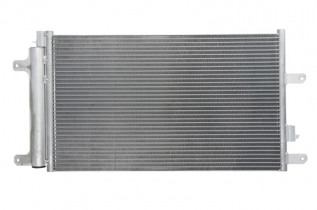 Condensatoare - Condensator climatizare potrivit IVECO DAILY III, DAILY IV, DAILY V 2.3D-3.0D 1999-2014 (cu uscator)