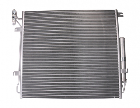 Condensatoare - Condensator climatizare potrivit LAND ROVER DISCOVERY III 4.0/4.4 2004-2009 (cu uscator)